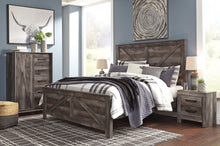 Load image into Gallery viewer, Wynnlow Crossbuck Bed - 46 Furniture and Mattress Gallery
