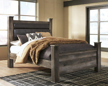 Load image into Gallery viewer, Wynnlow Upholstered Bed - 46 Furniture and Mattress Gallery

