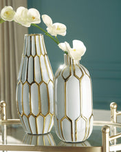 Load image into Gallery viewer, Mohsen Vase (Set of 2) - 46 Furniture and Mattress Gallery
