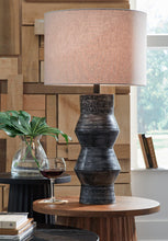 Load image into Gallery viewer, Kerbert Table Lamp - 46 Furniture and Mattress Gallery
