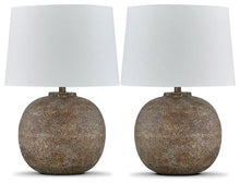 Load image into Gallery viewer, Neavesboro Lamp Set - 46 Furniture and Mattress Gallery
