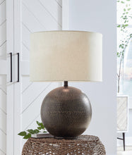 Load image into Gallery viewer, Hambell Lamp Set - 46 Furniture and Mattress Gallery
