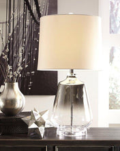 Load image into Gallery viewer, Jaslyn Table Lamp - 46 Furniture and Mattress Gallery
