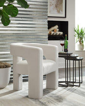 Load image into Gallery viewer, Landick Accent Chair - 46 Furniture and Mattress Gallery
