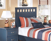 Load image into Gallery viewer, Nyx Table Lamp - 46 Furniture and Mattress Gallery
