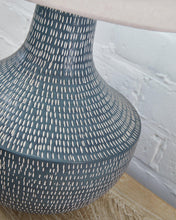 Load image into Gallery viewer, Schylarmont Table Lamp - 46 Furniture and Mattress Gallery
