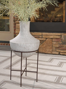 Estonbank Vase - 46 Furniture and Mattress Gallery
