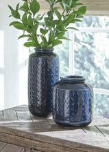 Load image into Gallery viewer, Marenda Vase (Set of 2) - 46 Furniture and Mattress Gallery
