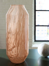 Load image into Gallery viewer, Dushby Vase - 46 Furniture and Mattress Gallery
