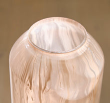 Load image into Gallery viewer, Dushby Vase - 46 Furniture and Mattress Gallery

