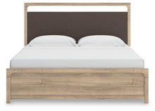 Load image into Gallery viewer, Kinlanni Upholstered Bed

