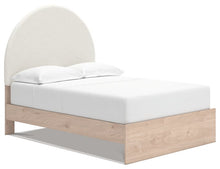 Load image into Gallery viewer, Arloster Upholstered Bed

