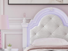 Load image into Gallery viewer, Kozlani Upholstered Bed
