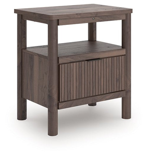 Pamytta Nightstand - 46 Furniture and Mattress Gallery