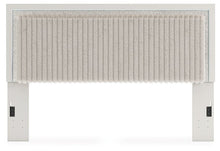 Load image into Gallery viewer, Zuraleus Bed
