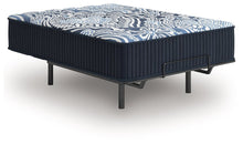 Load image into Gallery viewer, Firm Luxe 2.0 Queen Mattress
