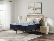 Load image into Gallery viewer, Firm Luxe 2.0 Queen Mattress
