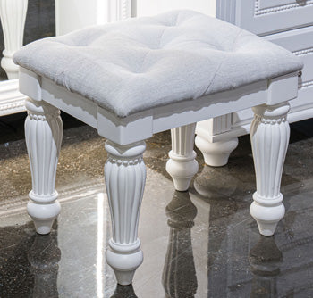 Kozlani Vanity Stool - 46 Furniture and Mattress Gallery