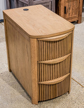 Load image into Gallery viewer, Camdill Chairside End Table - 46 Furniture and Mattress Gallery
