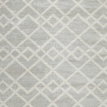 Load image into Gallery viewer, Unawick Large Rug - 46 Furniture and Mattress Gallery

