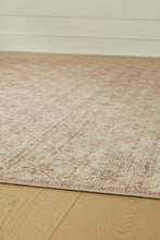 Load image into Gallery viewer, Lyamford Rug
