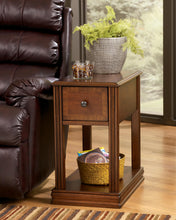 Load image into Gallery viewer, Breegin End Table Set
