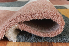 Load image into Gallery viewer, Flynnwick 8' x 10' Rug
