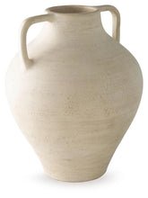 Load image into Gallery viewer, Justy Vase
