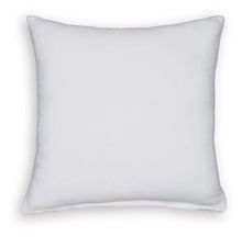 Load image into Gallery viewer, Kydner Pillow (Set of 4)
