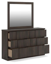Load image into Gallery viewer, Shaehartin Dresser
