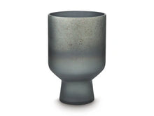Load image into Gallery viewer, Pennmore Vase
