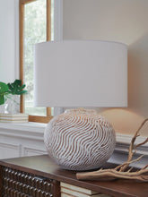 Load image into Gallery viewer, Vien Table Lamp
