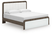 Load image into Gallery viewer, Kendanport Upholstered Bed
