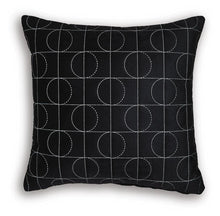 Load image into Gallery viewer, Kydner Pillow (Set of 4)
