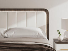 Load image into Gallery viewer, Kendanport Upholstered Bed
