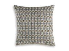 Load image into Gallery viewer, Dainwick Pillow (Set of 4)
