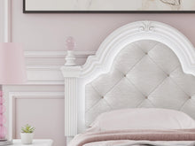 Load image into Gallery viewer, Kozlani Upholstered Bed
