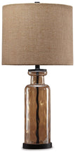 Load image into Gallery viewer, Laurentia Table Lamp image
