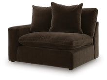 Load image into Gallery viewer, Maxton Heights Sectional
