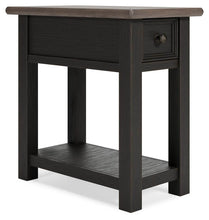 Load image into Gallery viewer, Tyler Creek End Table Set
