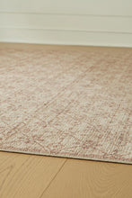 Load image into Gallery viewer, Lyamford Rug
