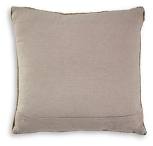 Load image into Gallery viewer, Habenvale Pillow (Set of 4)
