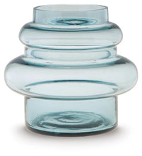Load image into Gallery viewer, Vallmen Vase

