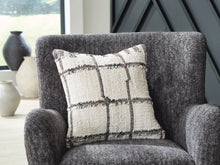 Load image into Gallery viewer, Wimings Pillow (Set of 4)
